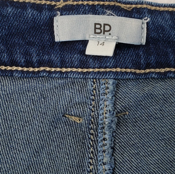 BP. Nordstrom Medium Wash Distressed Stretch MOM Jeans Sz 14 - Picture 3 of 9